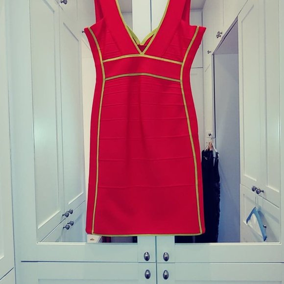 dress - Picture 3 of 4